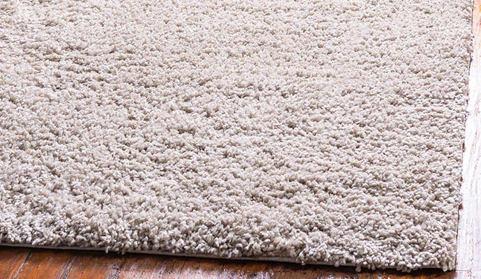 clean polyester rug